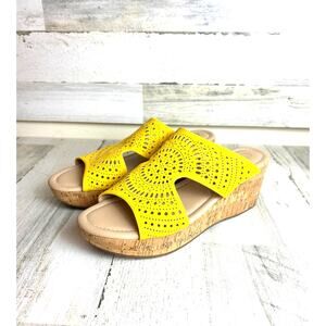 Cato Womens 11 Comfort Goldenrod Cork Wedge Slip-On Laser Cut Summer Sandals